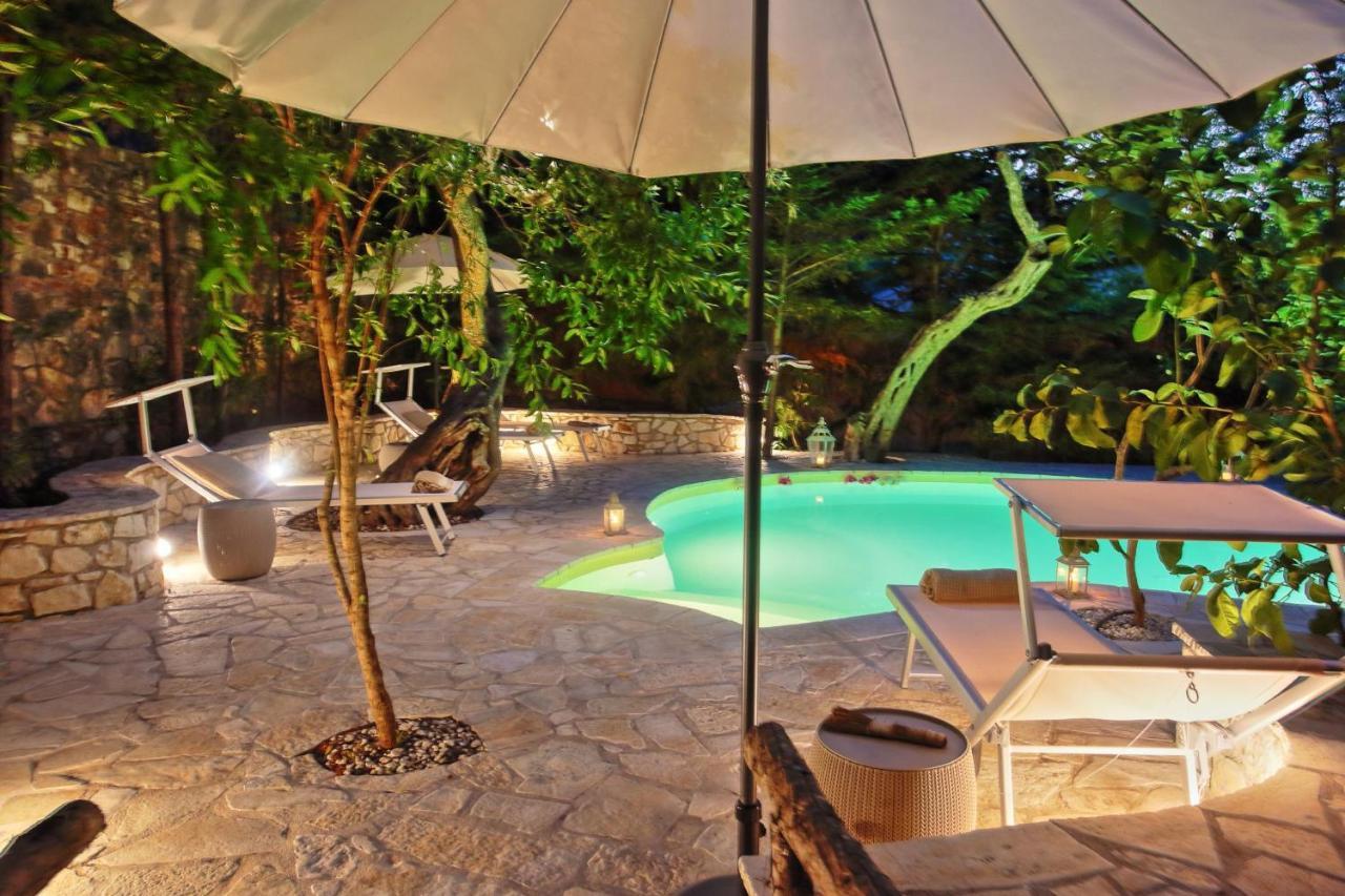 Kitrini Luxury Cottage Zenempisatika Exterior foto